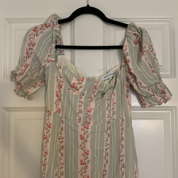 We Wore What Rosewood Midi Dress | Never Worn | size 0 - Picture 3 of 4